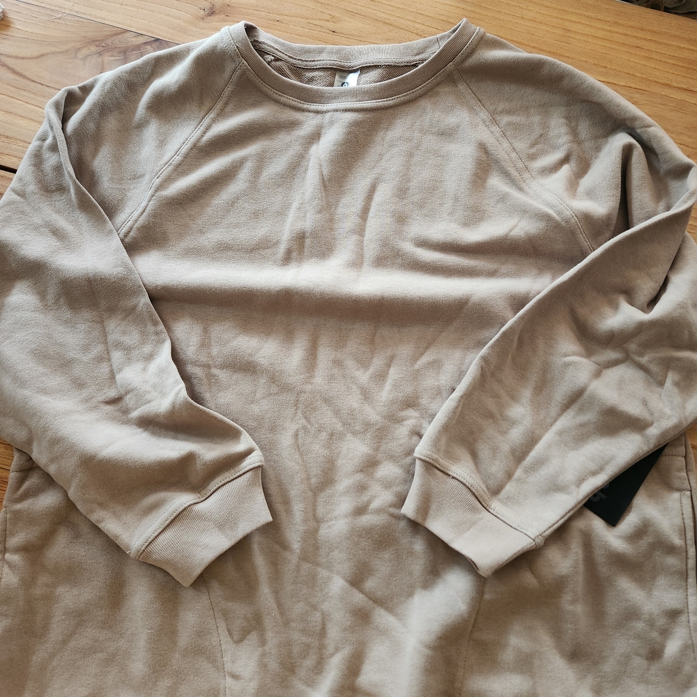 NWT Mono B Beige Crewneck Sweatshirt w/Pockets - 1X/2X